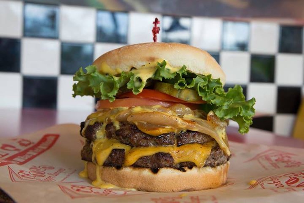 Ποικιλία, γεύση, ποιότητα και χαμηλές τιμές: Εδώ τρως το πιο ωραίο και οικονομικό burger (Pics)