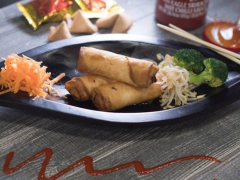 MadWok: Η ασιατική κουζίνα φέρνει την άνοιξη στο σπίτι σου με ένα τηλεφώνημα