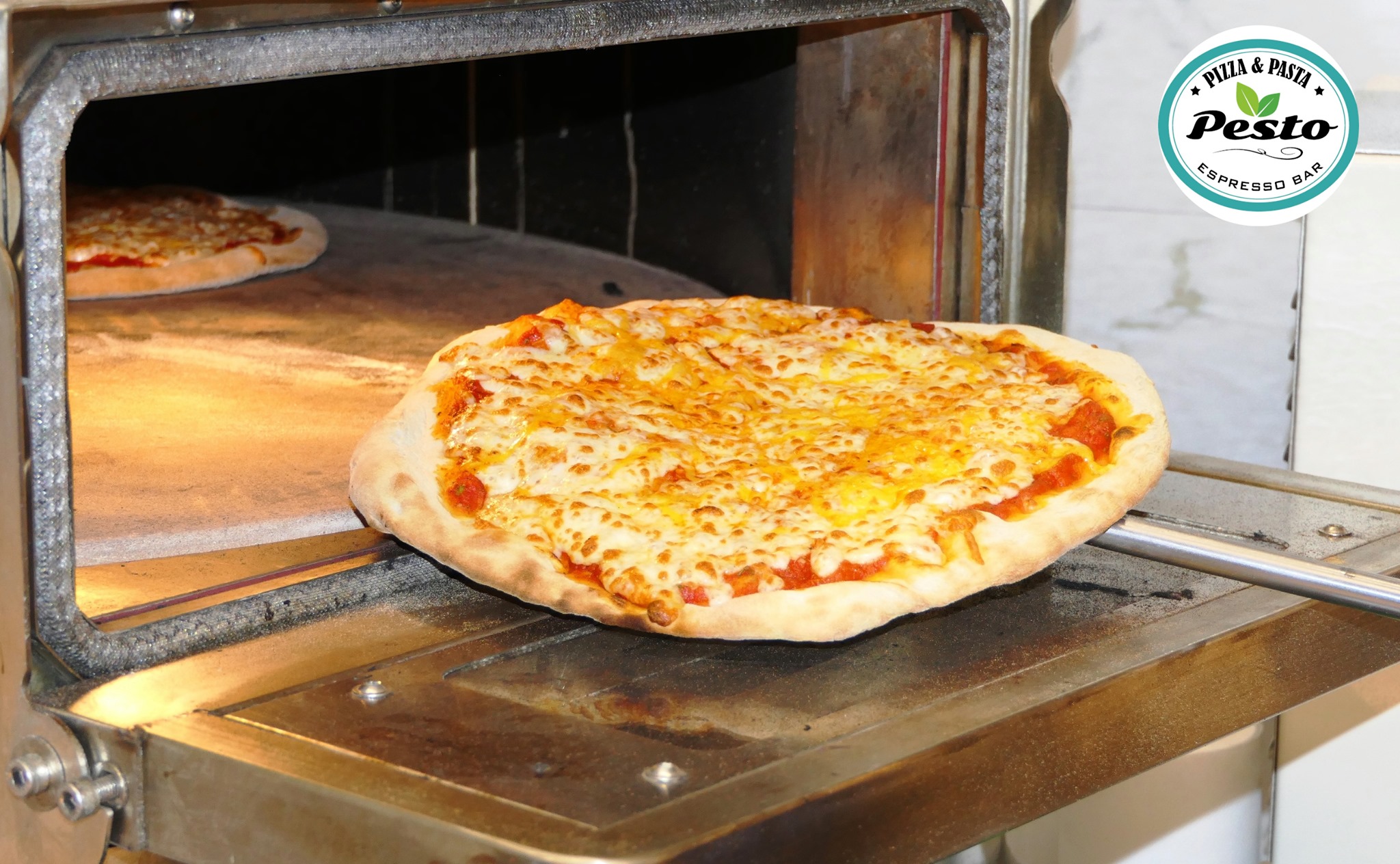 Pesto στην Ιπποκράτους: Πίτσα και πάστα για κάθε γούστο ως το πρωί