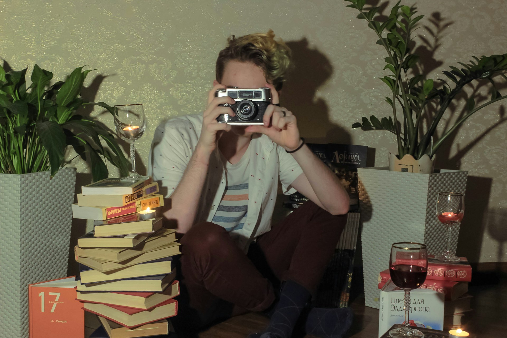 «Analog-on»: Γιατί όλοι ξεφορτώνονται τα κινητά τους;