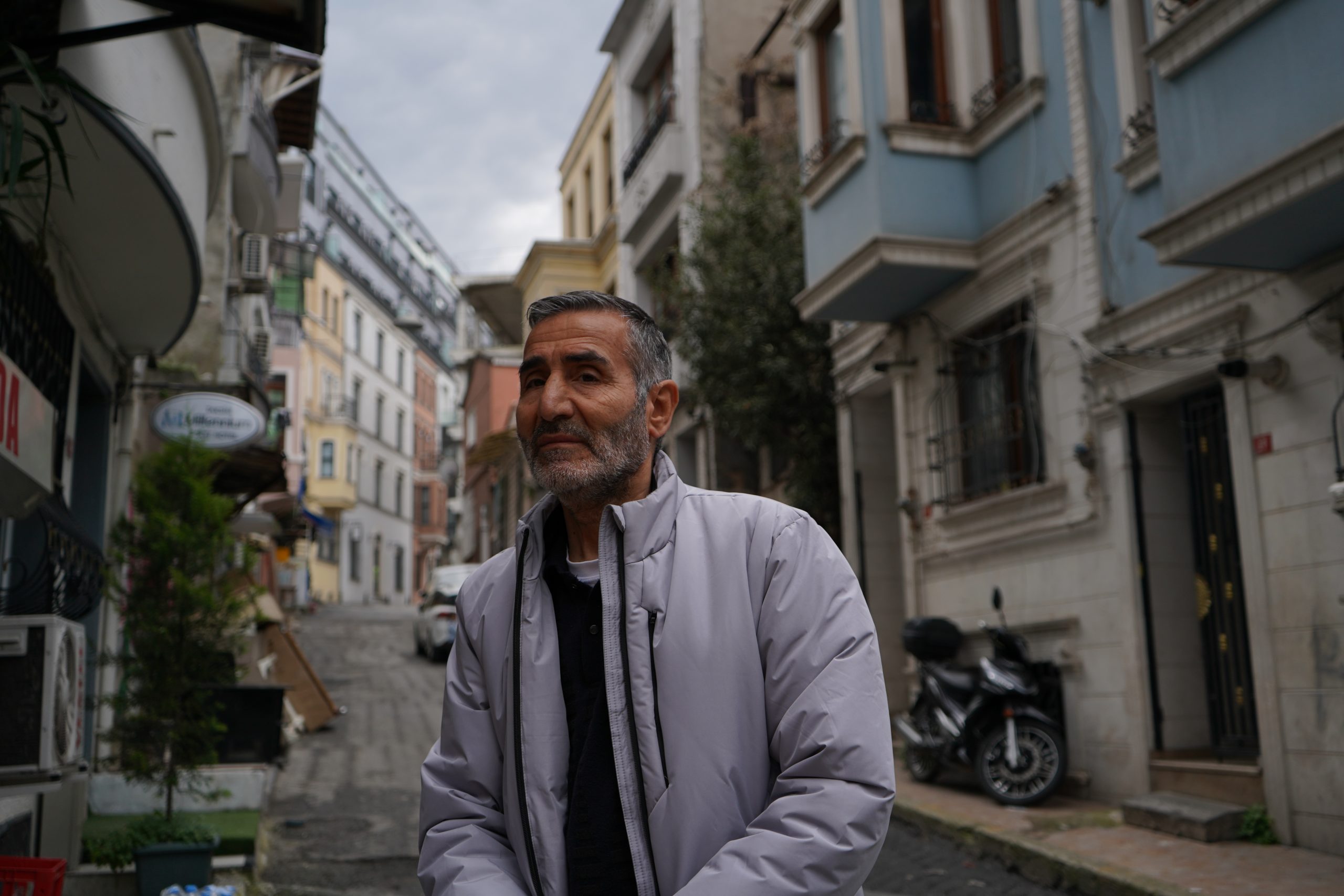 Ιδιοκτήτης ψιλικατζίδικου στην περιοχή του Ταρλάμπασι