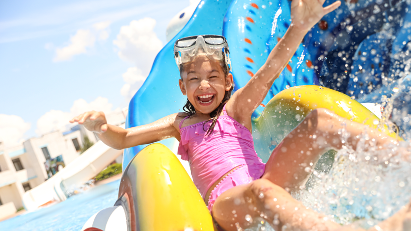 5 water parks κοντά στην Αθήνα για οικογενειακές βουτιές