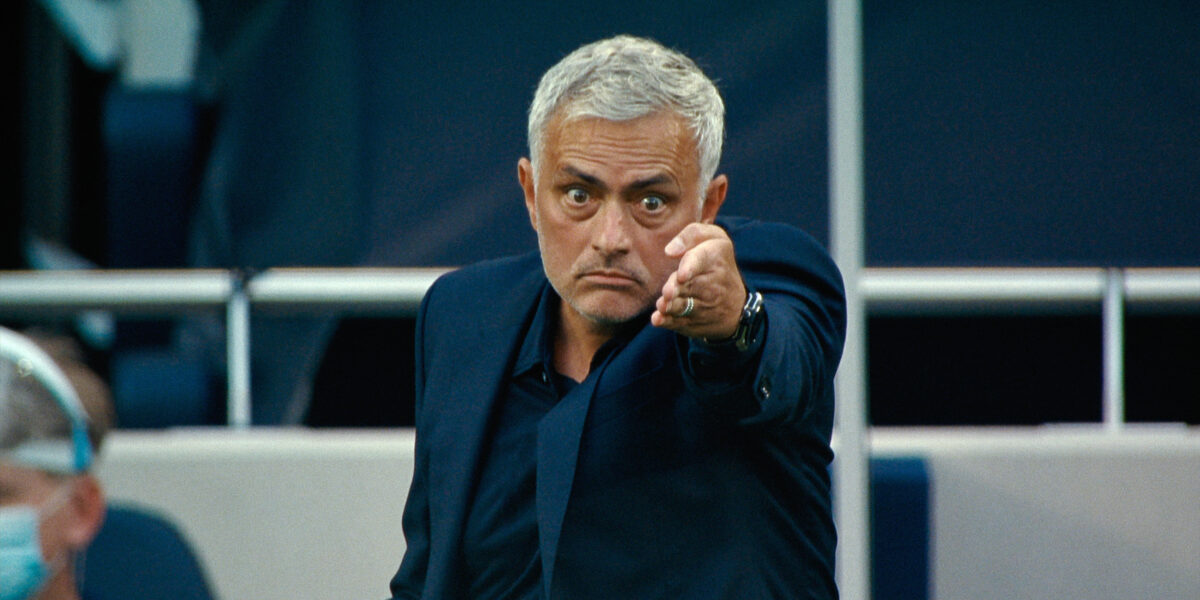 Στη σειρά «Mourinho» ο προπονητής αντι-σταρ λέει μπράβο στον εαυτό του