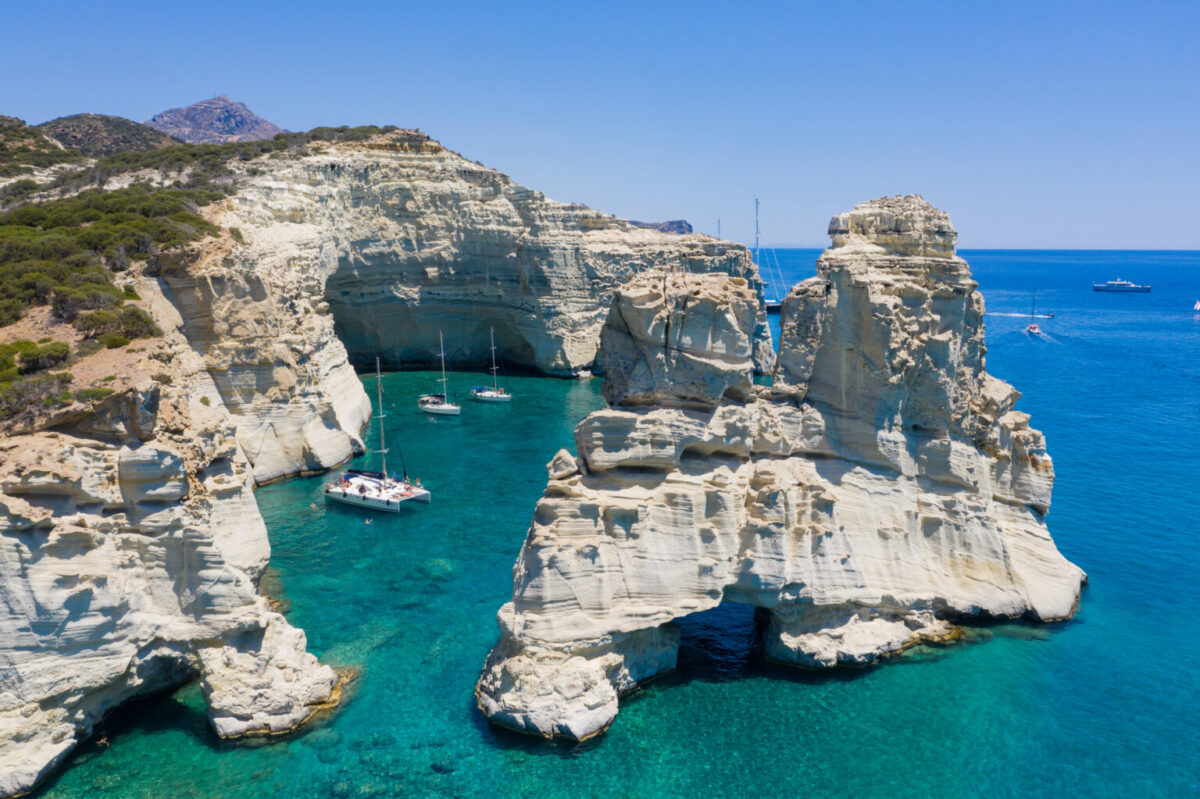 Τα κυκλαδίτικα νησιά με τις πιο όμορφες παραλίες