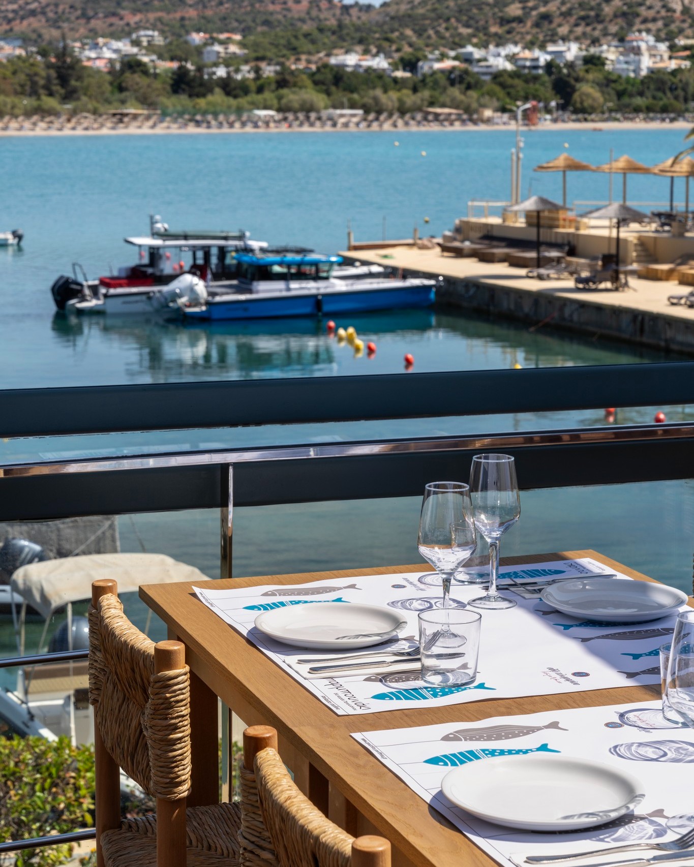 Μπαρμπουνάκι διά χειρός Παπαϊωάννου Βουλιαγμένη