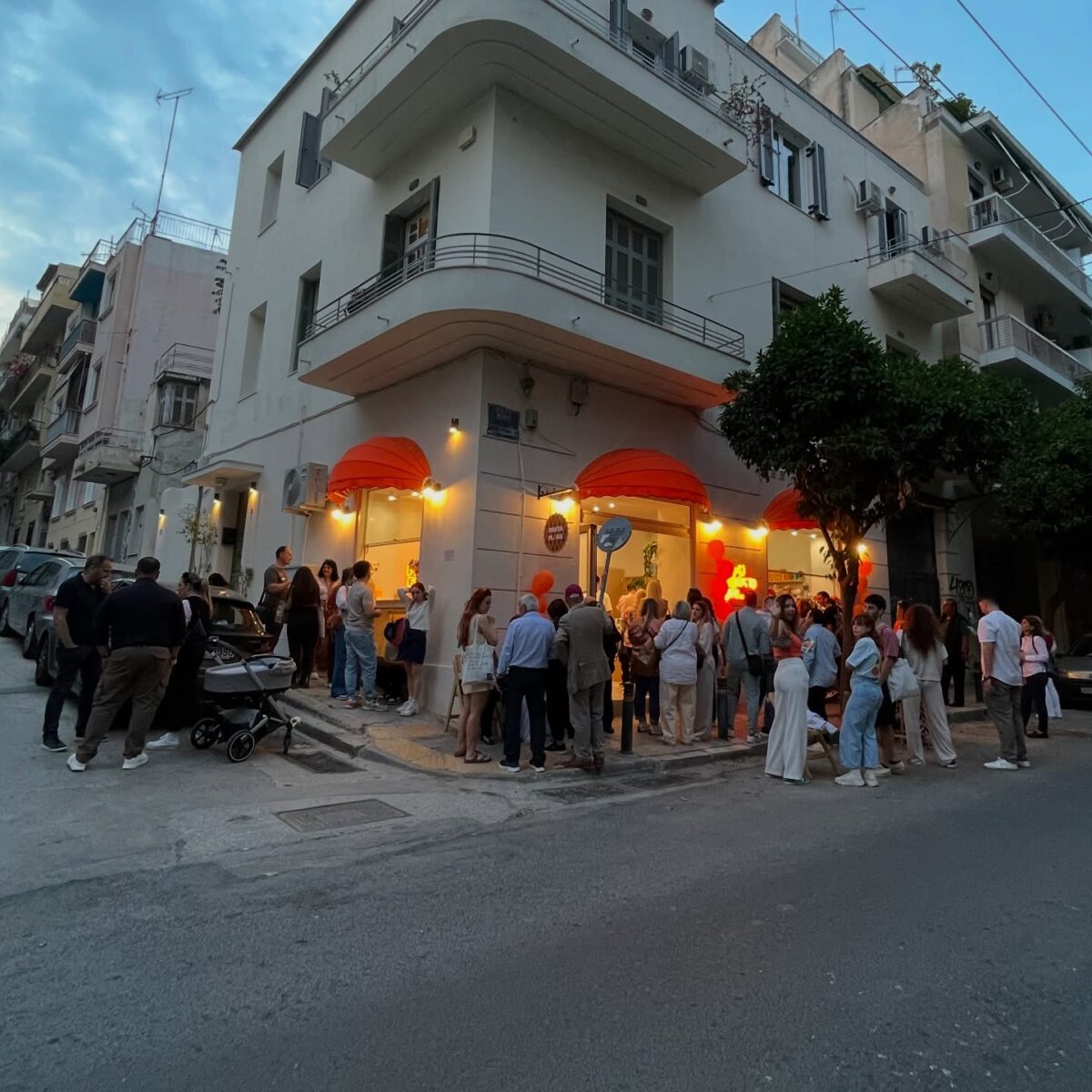 Η Αθήνα μιας γλυκατζούς: 3 μαγαζιά με γλυκά που πρέπει να επισκεφτείς στο Κουκάκι
