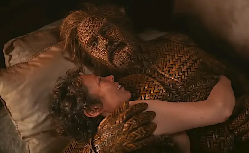 «Wicker»: Η Ολίβια Κόλμαν σε ερωτικές περιπτύξεις με έναν… ψάθινο Αλεξάντερ Σκάρσγκαρντ