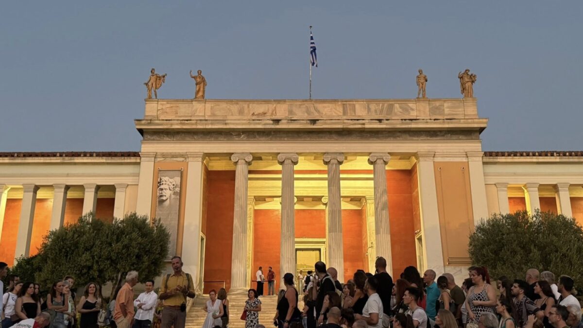 Αυγουστιάτικη Πανσέληνος και στο Εθνικό Αρχαιολογικό Μουσείο