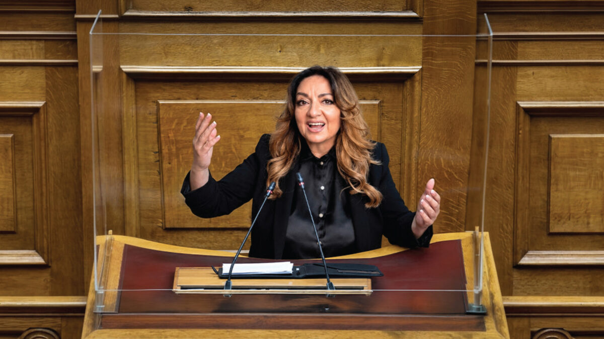 Η Σοφία Μουτίδου ξέρει πολύ καλά ποιοι είστε