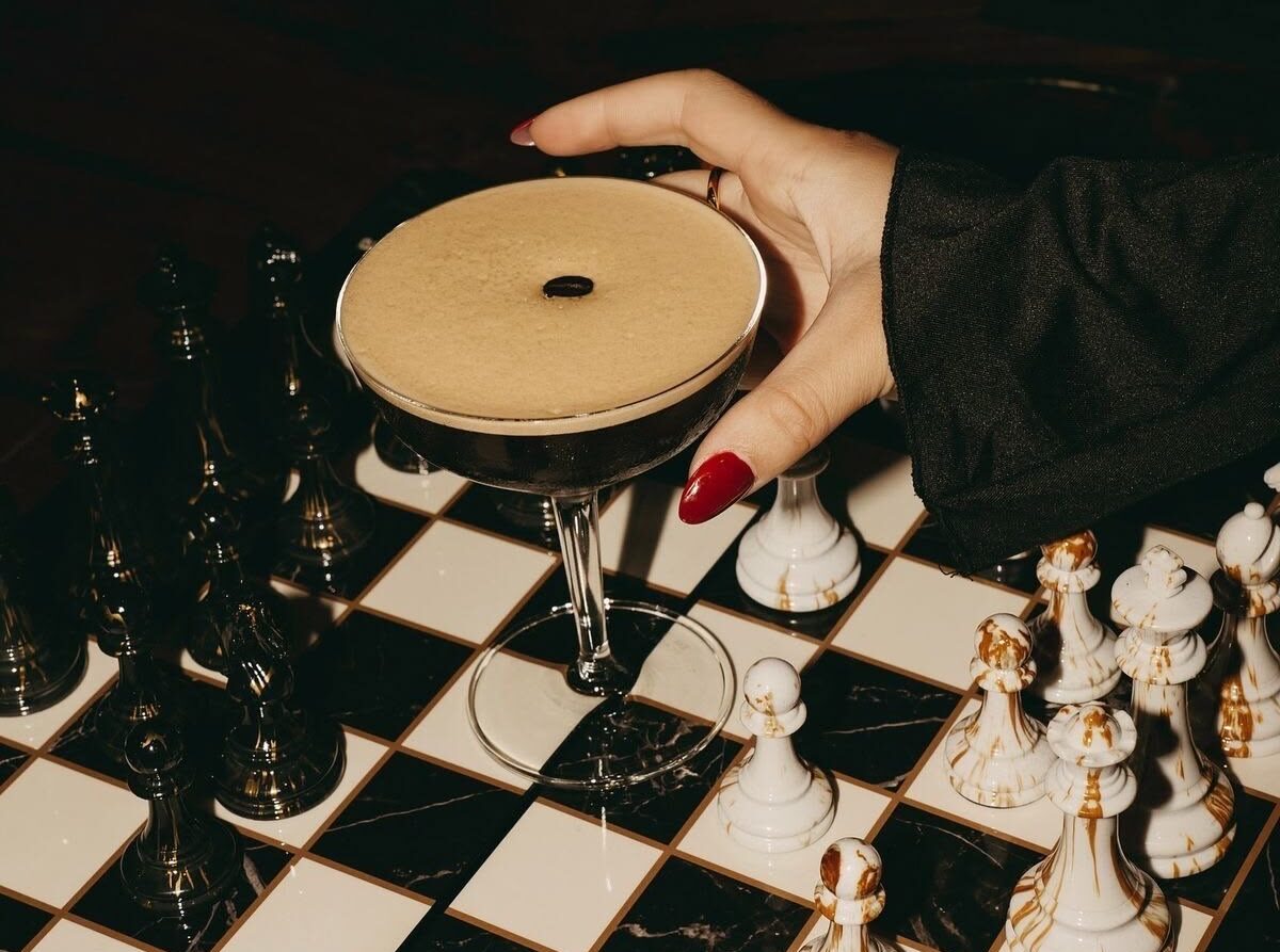 Espresso martini μετά το γραφείο: Πού θα το πιούμε στην Αθήνα;