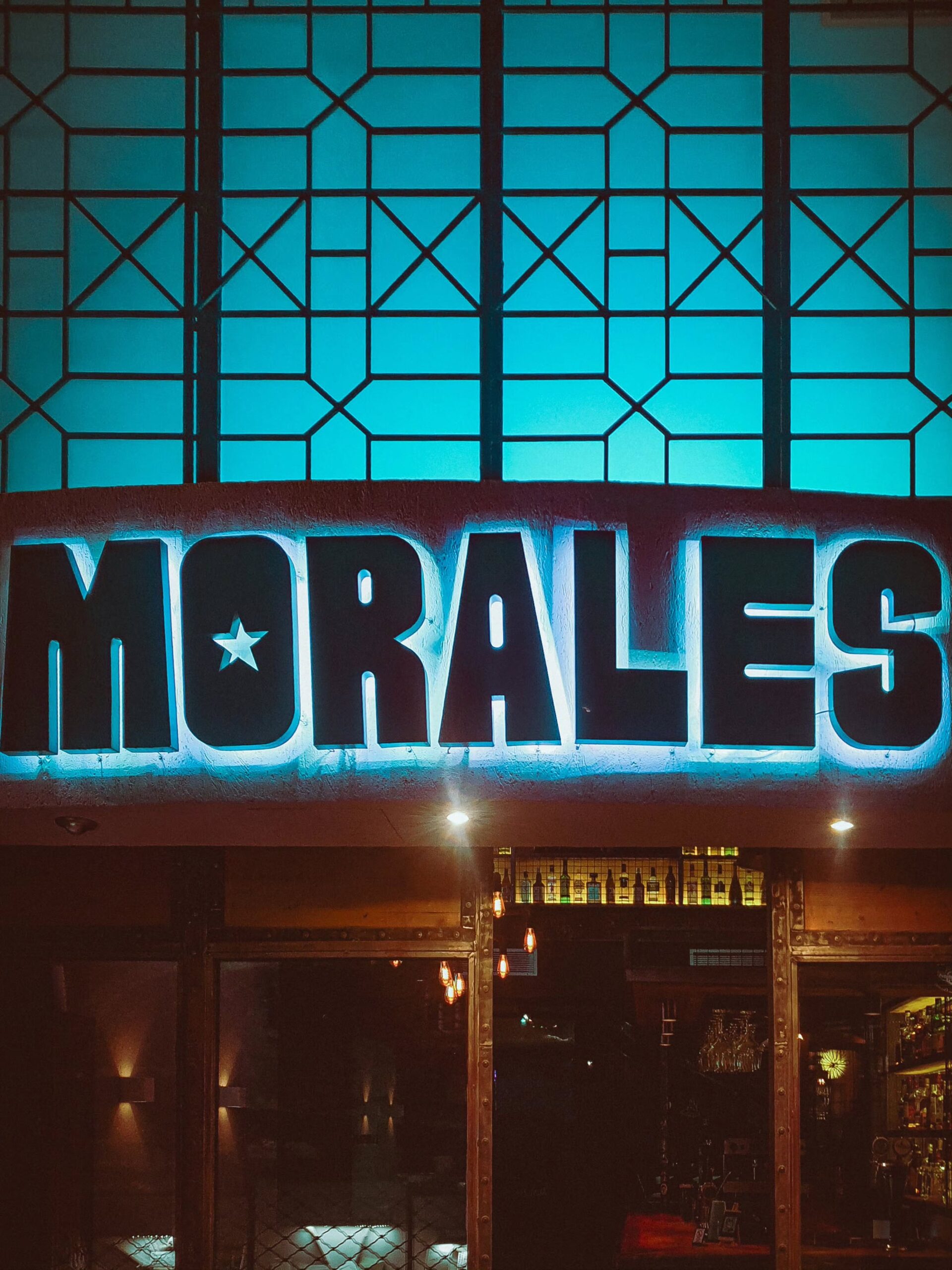 Morales Bar