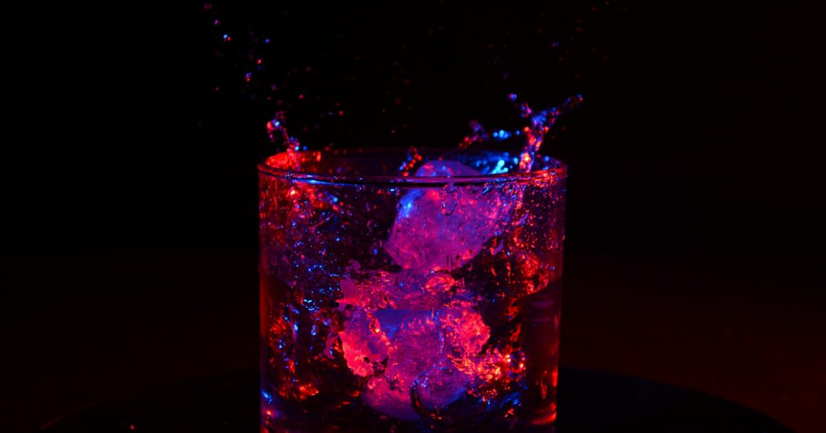 The 50 Best Bars: 2 μπαρ της Αθήνας στη λίστα των 51-100 του θεσμού